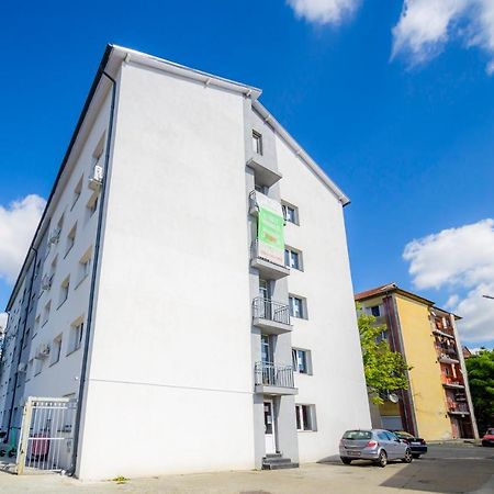 Apartament Cu O Camera Arad Exterior photo